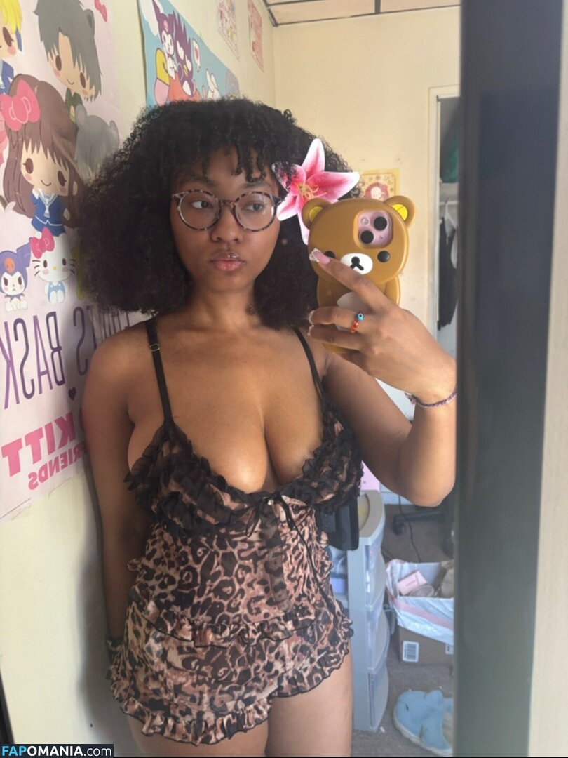 Earth2daya777 Nude OnlyFans  Leaked Photo #1