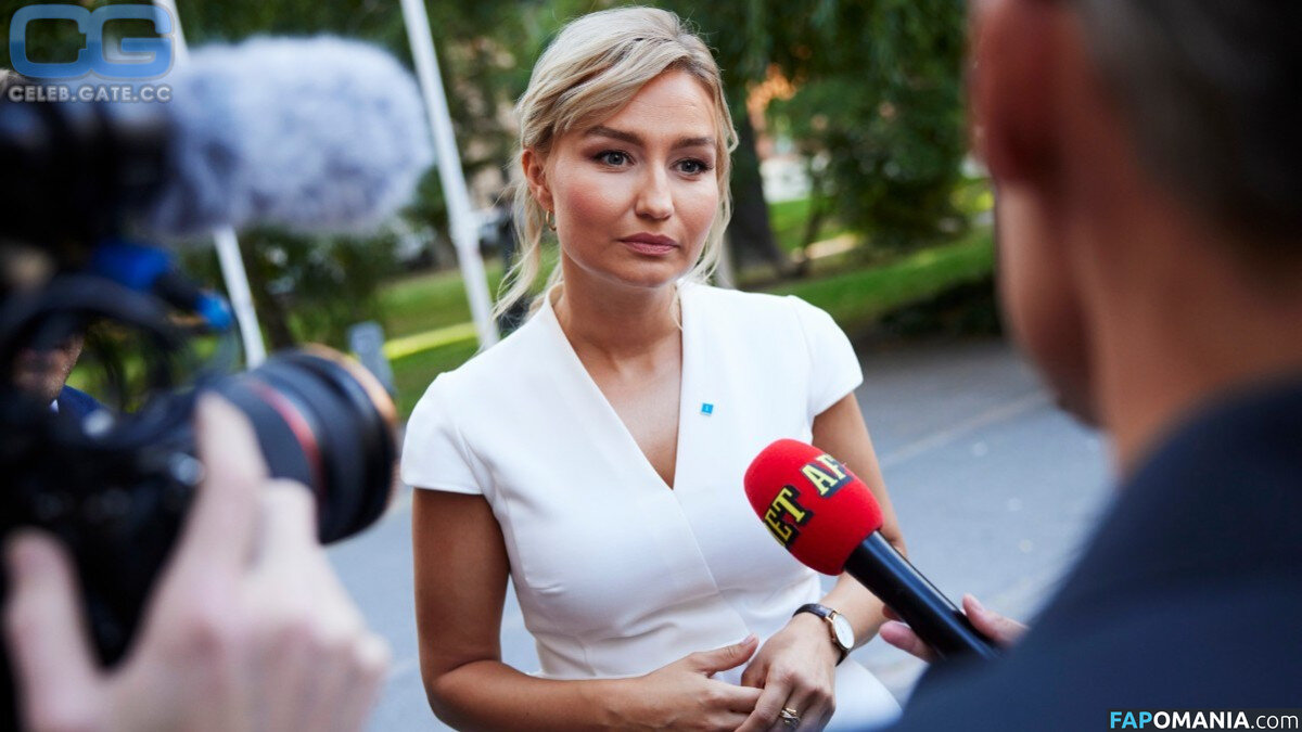 Ebba Busch Nude OnlyFans  Leaked Photo #2