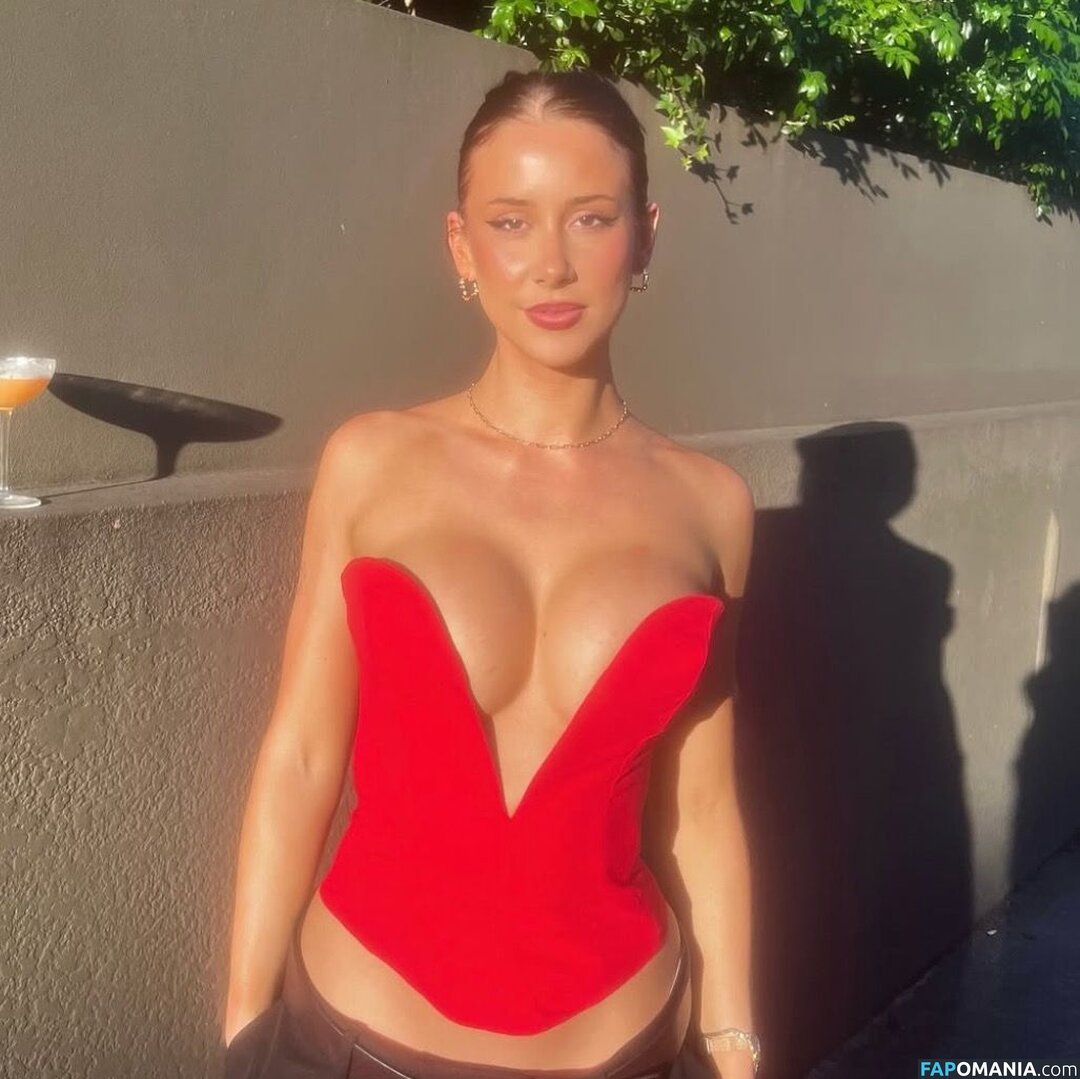 Ebony / ebbbb.33 / geebzer Nude OnlyFans  Leaked Photo #2