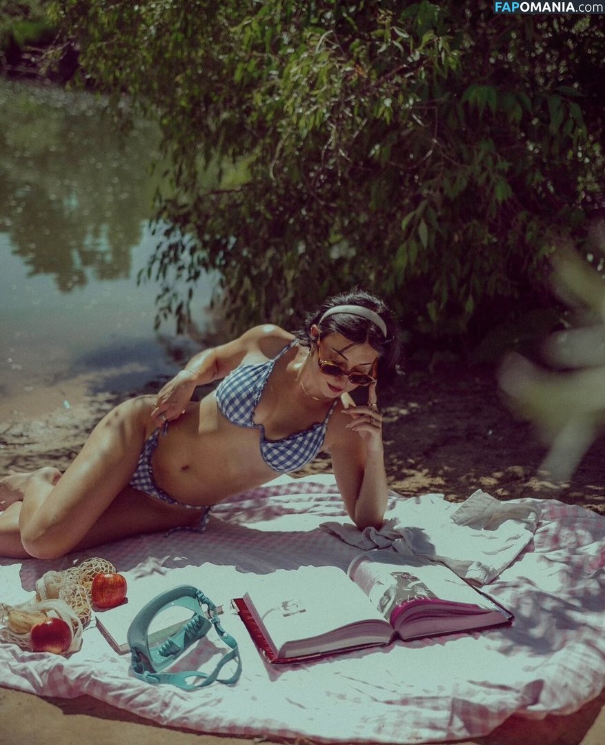 Ebcjpg / lilybchapman Nude OnlyFans  Leaked Photo #7