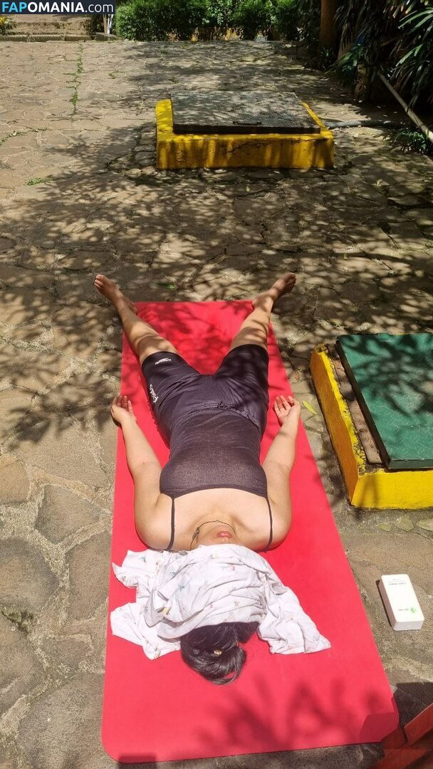 Eby Sarasvati / Eby5lut / EbySarasvati Nude OnlyFans  Leaked Photo #28