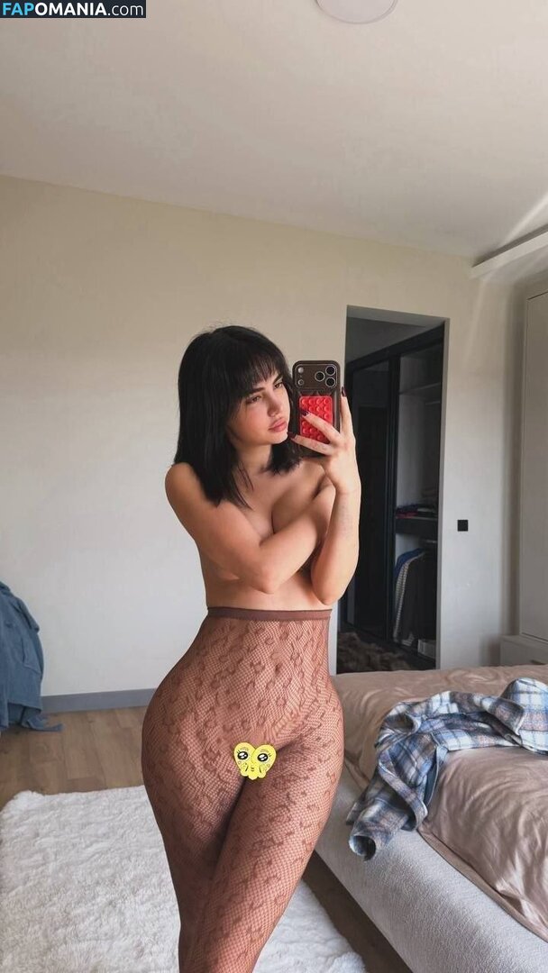 Ece Ronay / Eceronayofficial Nude OnlyFans  Leaked Photo #6