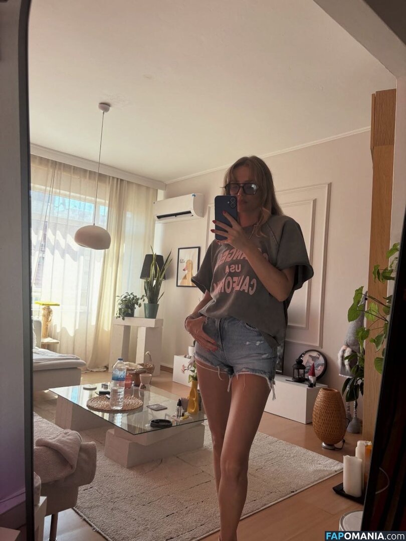 1ecemkaravus / Ecem Karavus / ecmkrvs / https: Nude OnlyFans  Leaked Photo #14