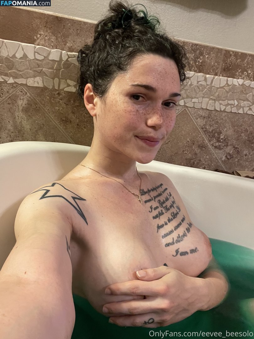 eeveebeesolo / qveensolopole Nude OnlyFans  Leaked Photo #21