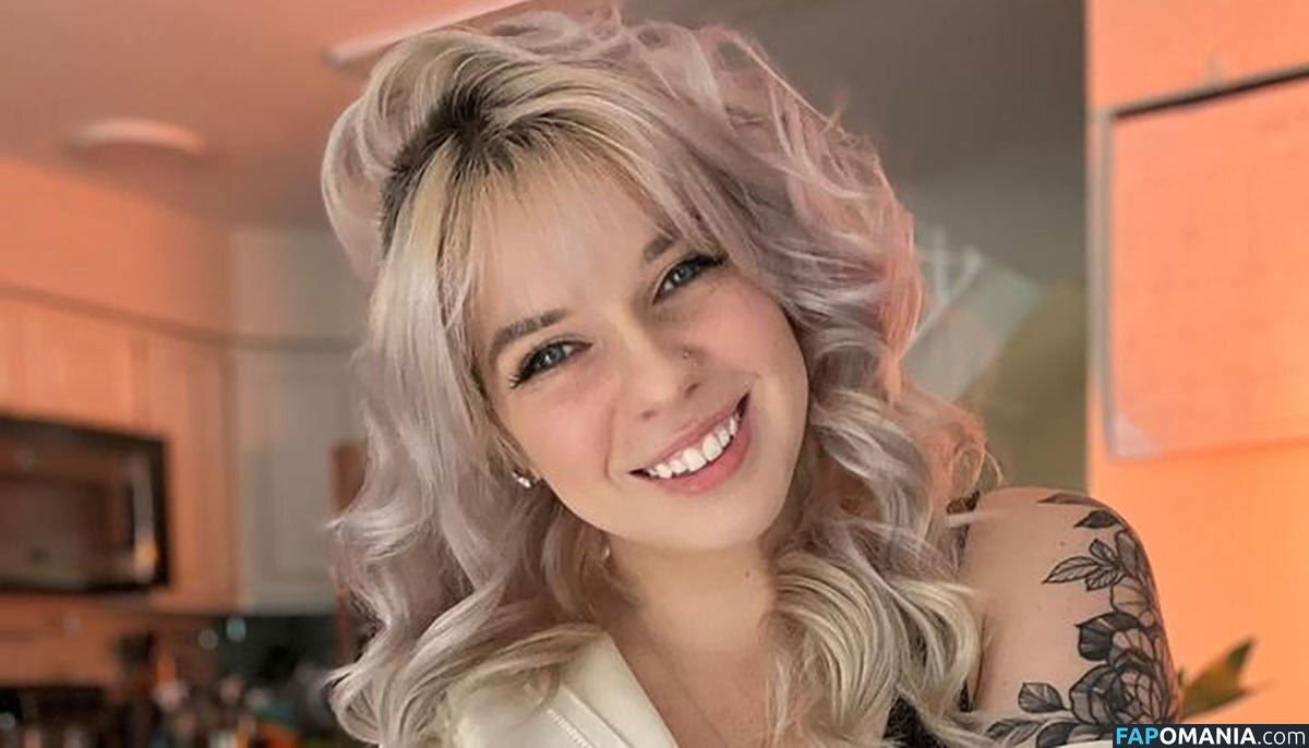 eevie_aspen Nude OnlyFans  Leaked Photo #4