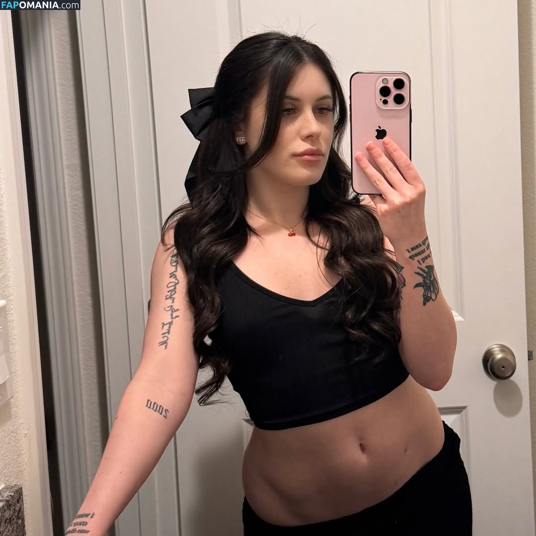 EffyElizabeth / cherry_cvnt Nude OnlyFans  Leaked Photo #1