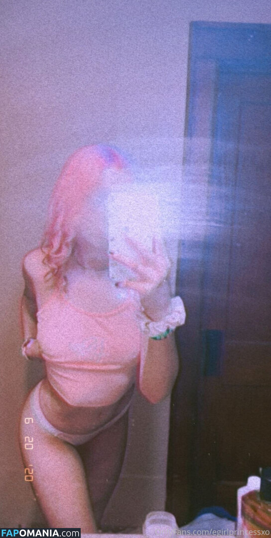 egirlprincess2 / egirlprincessxoxo Nude OnlyFans  Leaked Photo #1