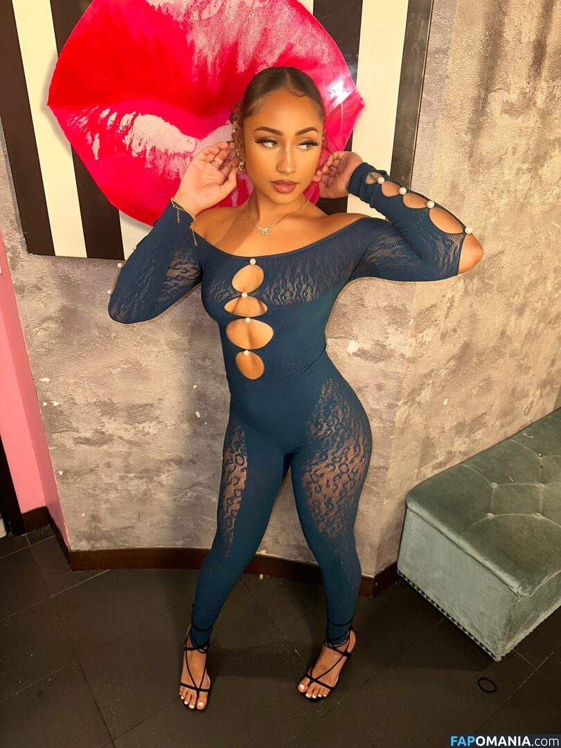 elajustright Nude OnlyFans  Leaked Photo #2