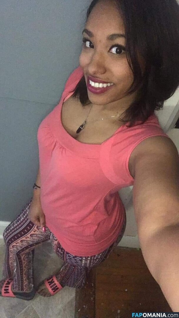 Elaynah Nude OnlyFans  Leaked Photo #1