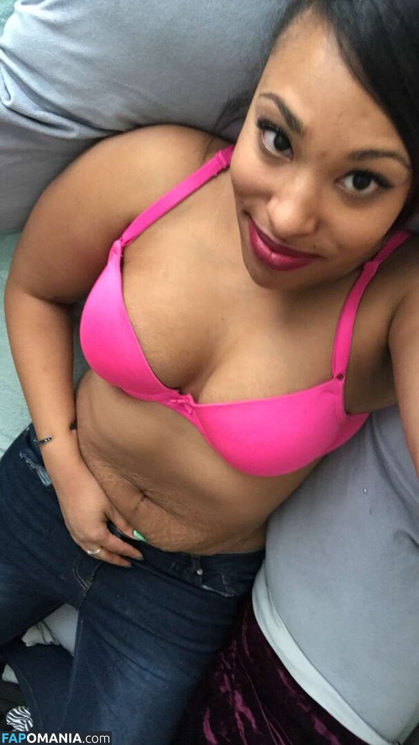 Elaynah Nude OnlyFans  Leaked Photo #9