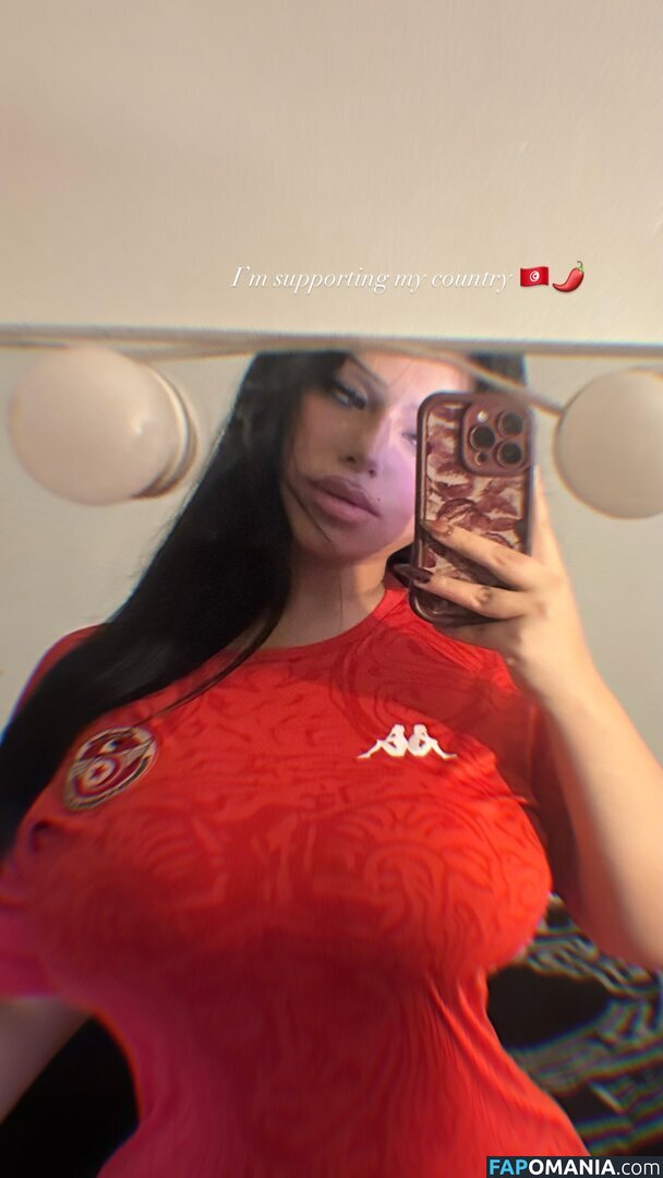 Wissem / _Elegancewoman_ / isswxm Nude OnlyFans  Leaked Photo #5
