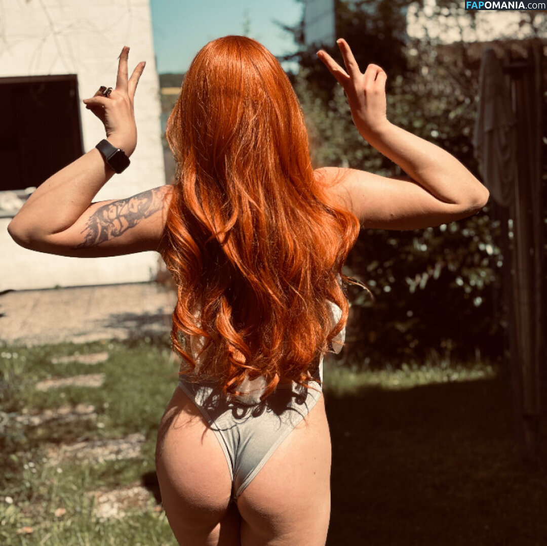 eleyumina Nude OnlyFans  Leaked Photo #2