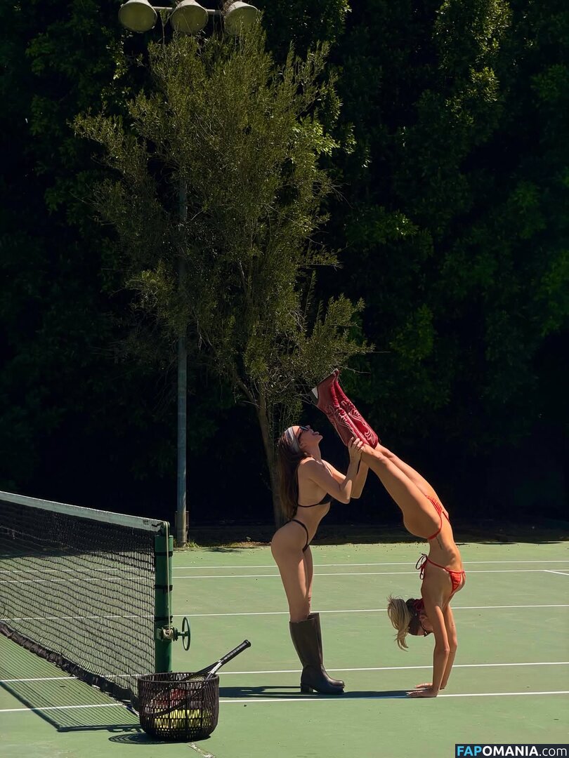 Elisabeth Rioux / elisabethrioux / https: / lissariouxx Nude OnlyFans  Leaked Photo #2