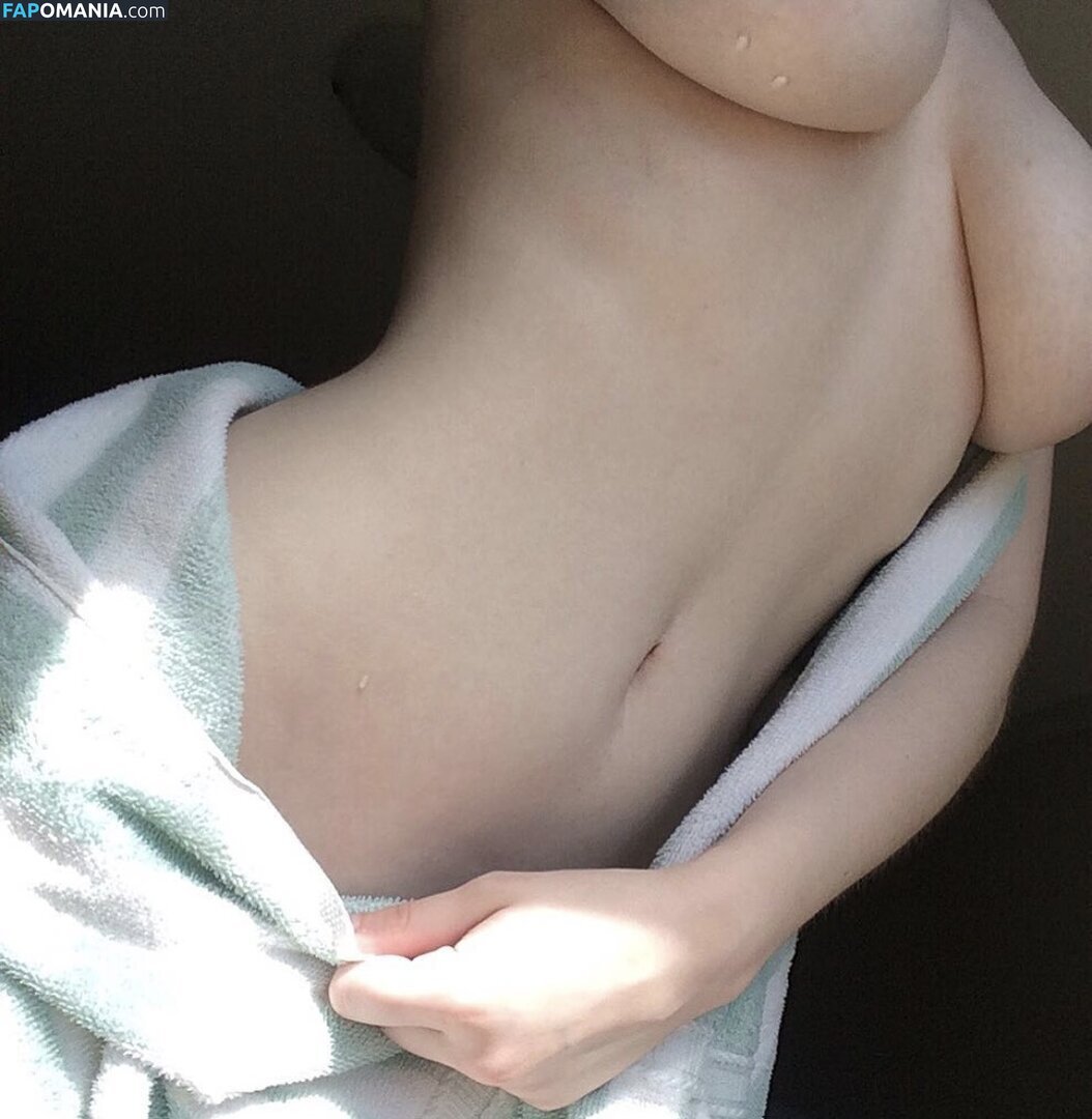 Elita Harkov / Yungelita Nude OnlyFans  Leaked Photo #64