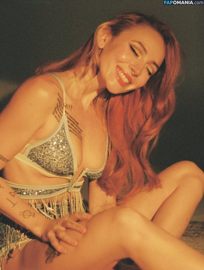 ElIZAGRACEMUSIC / Eliza Grace / elizaxograce / iamelizagrace_ Nude OnlyFans  Leaked Photo #98