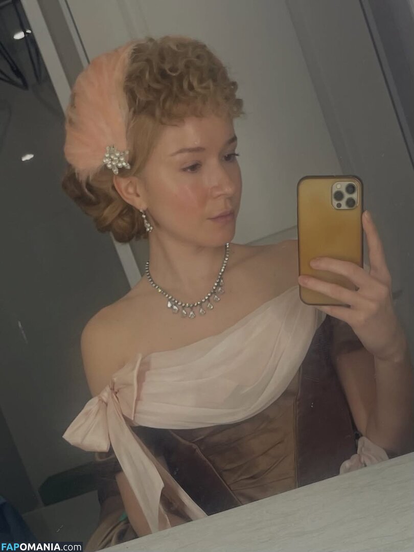 Elizabeth Dulau / elizabethdulau Nude OnlyFans  Leaked Photo #1