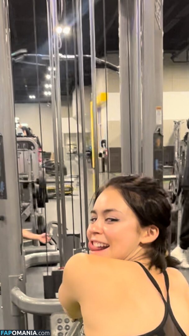 Elizabeth Reynoso / elizabethreyoso Nude OnlyFans  Leaked Photo #3