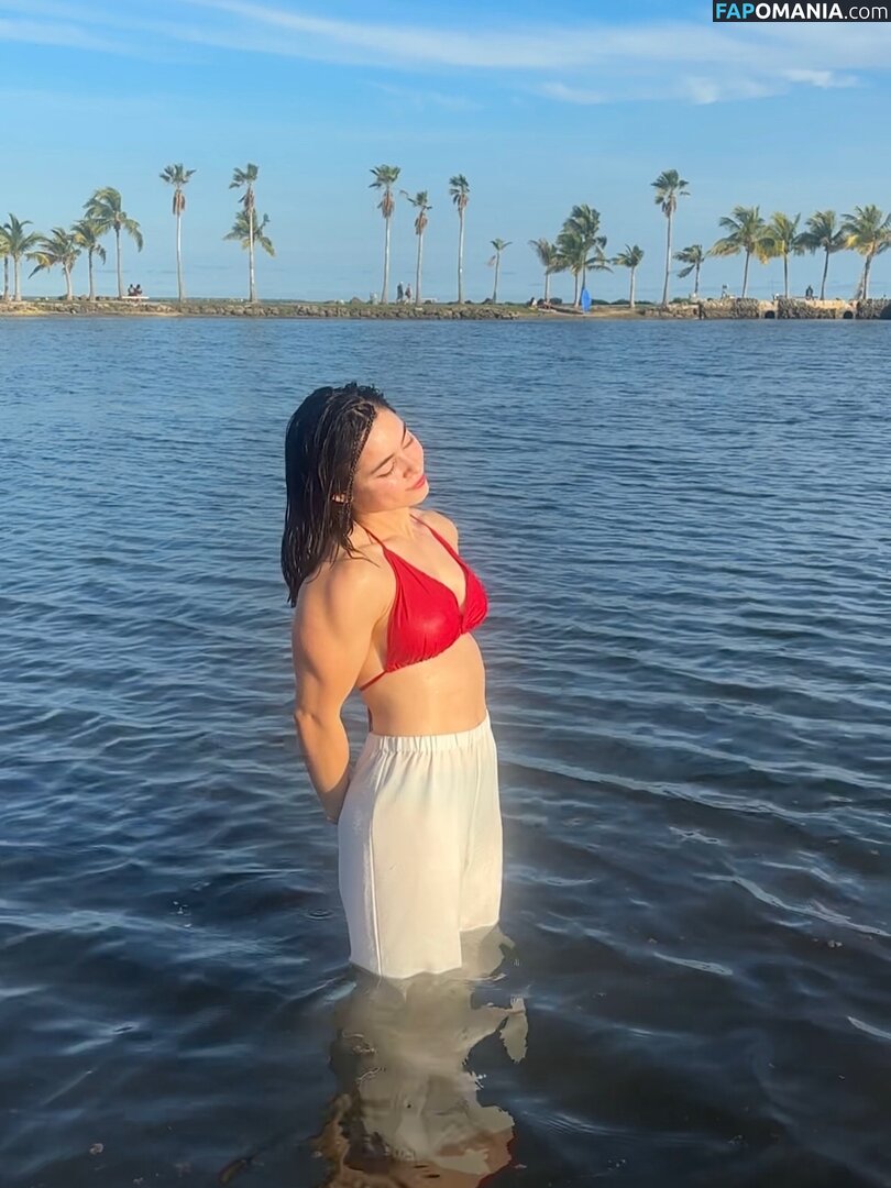 Elizabeth Reynoso / elizabethreyoso Nude OnlyFans  Leaked Photo #6