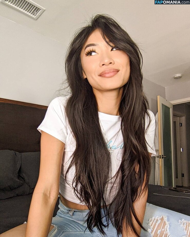 Elizabeth Tran / elizabethtran / elizabethtran626 Nude OnlyFans  Leaked Photo #33