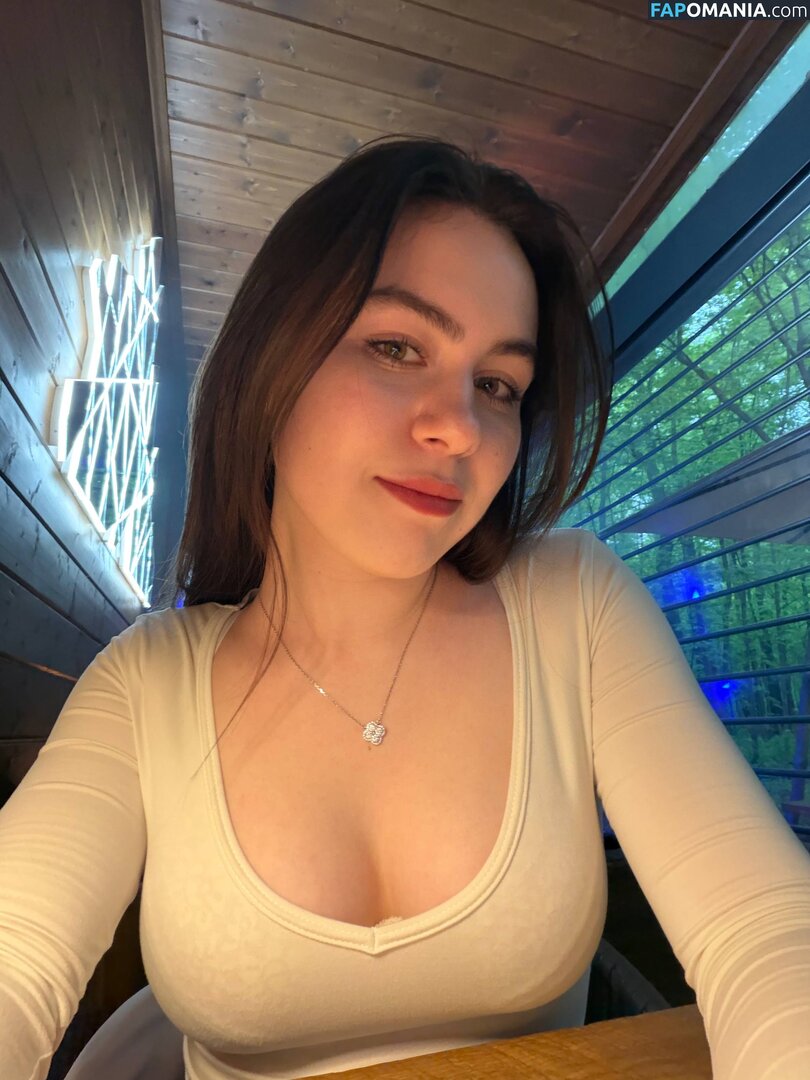 Elizaveta Petrova / _petrova_007 Nude OnlyFans  Leaked Photo #1