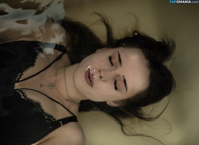 elizxaq / fakediosa Nude OnlyFans  Leaked Photo #2