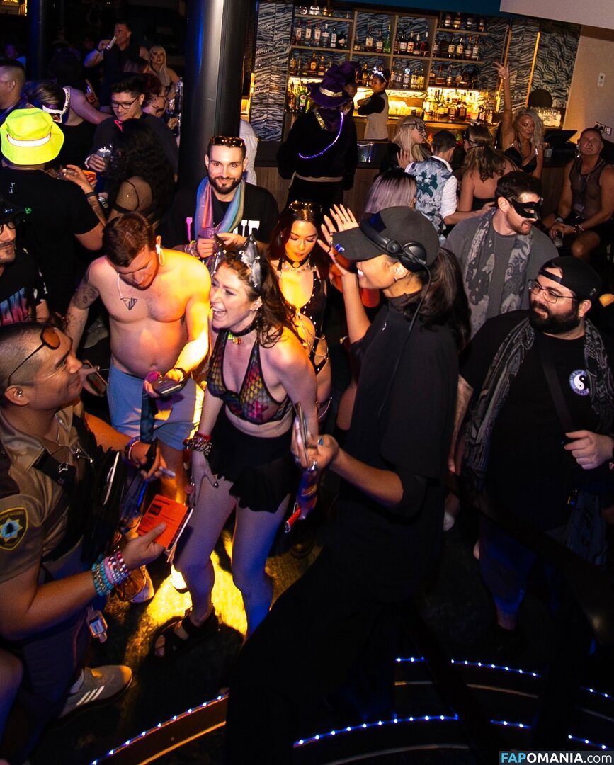 Ella Balinska / ellabalinska Nude OnlyFans  Leaked Photo #9