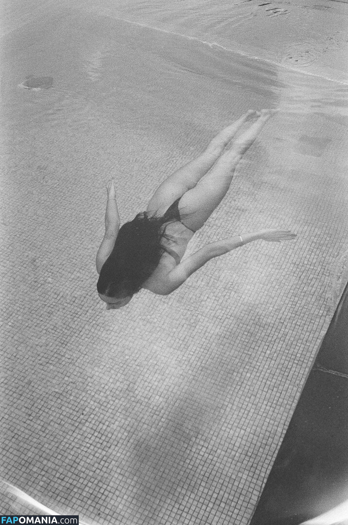 Ella Grossman / ellagrossman Nude OnlyFans  Leaked Photo #33
