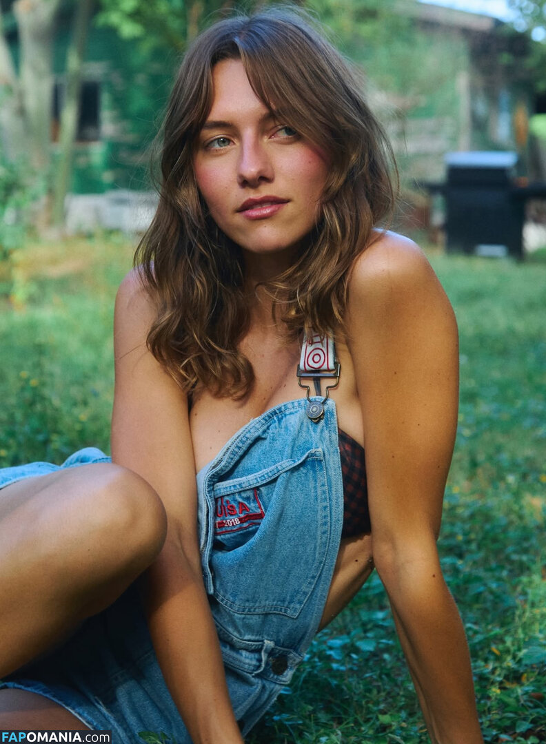 Ella Kernkamp / ellakernkamp Nude OnlyFans  Leaked Photo #3