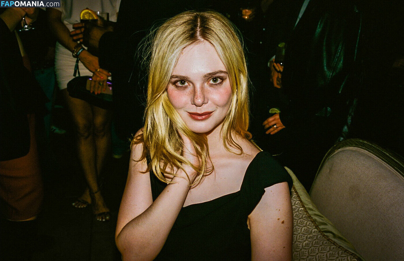 Elle Fanning / ellefanning Nude OnlyFans  Leaked Photo #57