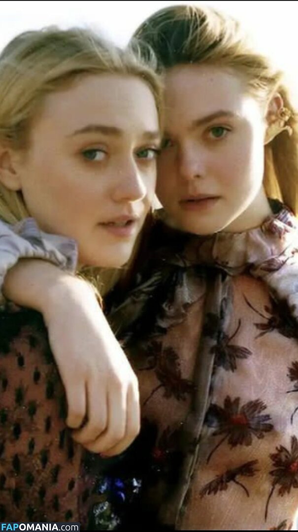 Elle Fanning / ellefanning Nude OnlyFans  Leaked Photo #59