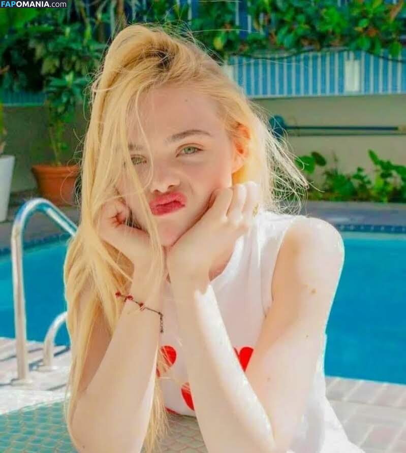 Elle Fanning / ellefanning Nude OnlyFans  Leaked Photo #79