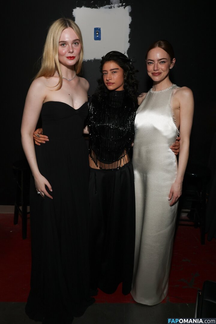 Elle Fanning / ellefanning Nude OnlyFans  Leaked Photo #100