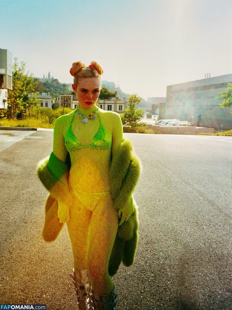 Elle Fanning / ellefanning Nude OnlyFans  Leaked Photo #130