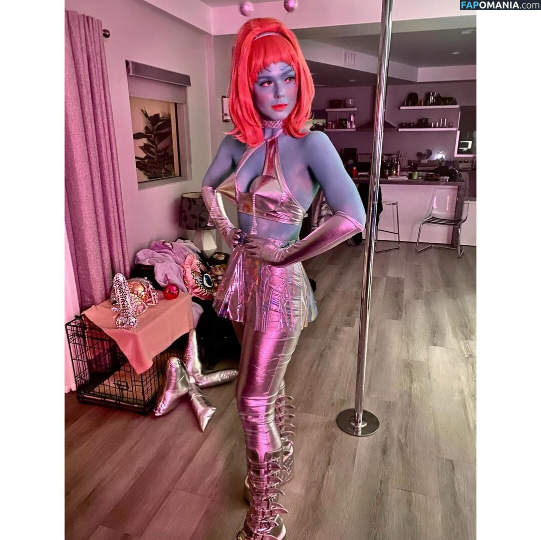 Elle Fanning / ellefanning Nude OnlyFans  Leaked Photo #138
