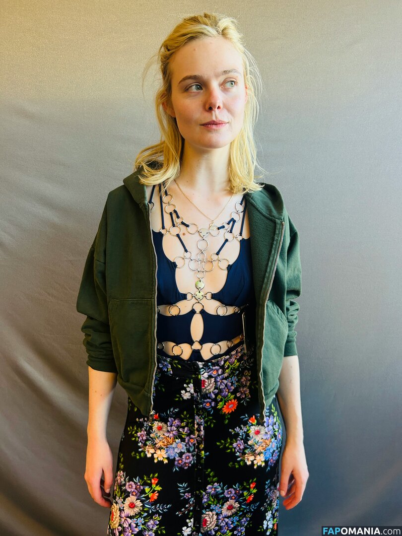 Elle Fanning / ellefanning Nude OnlyFans  Leaked Photo #146