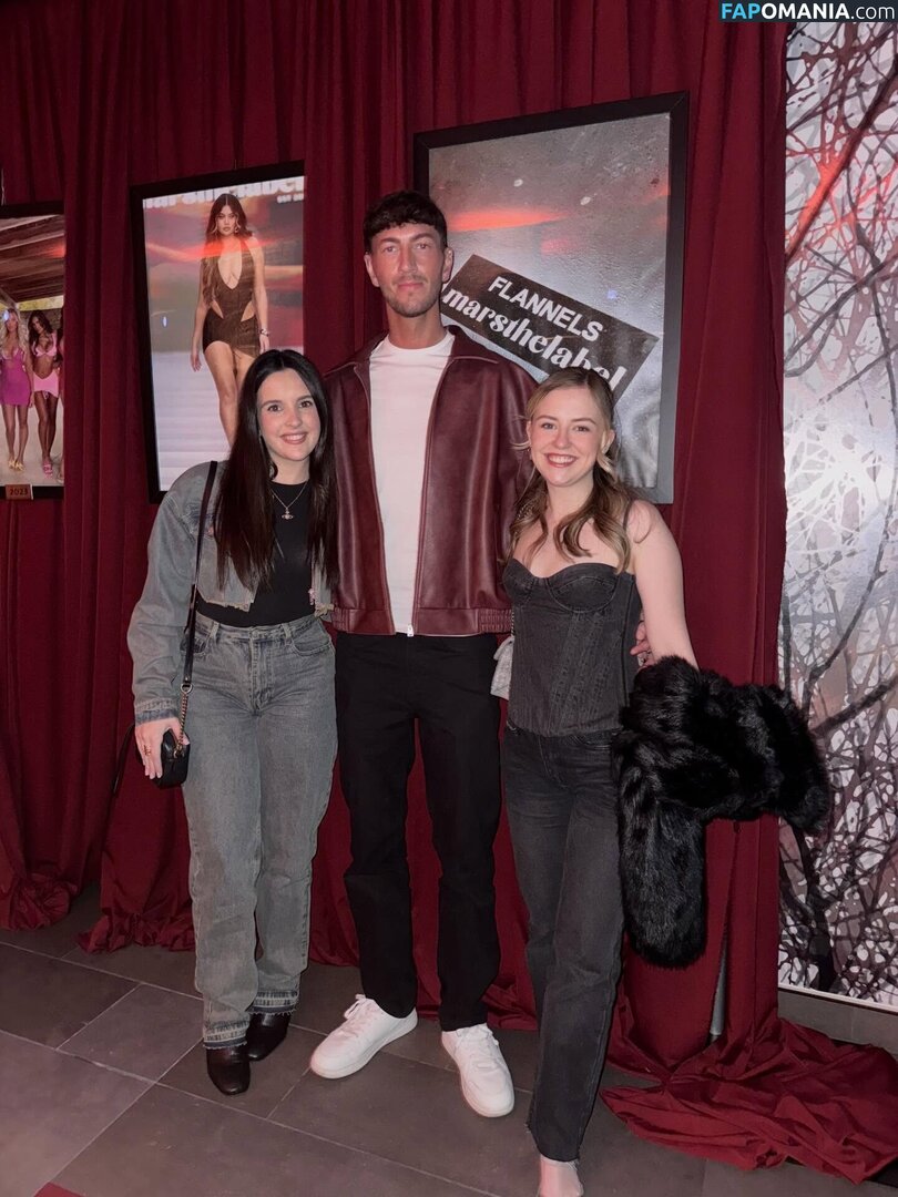 Elle Mulvaney / ellejmulvaney Nude OnlyFans  Leaked Photo #2