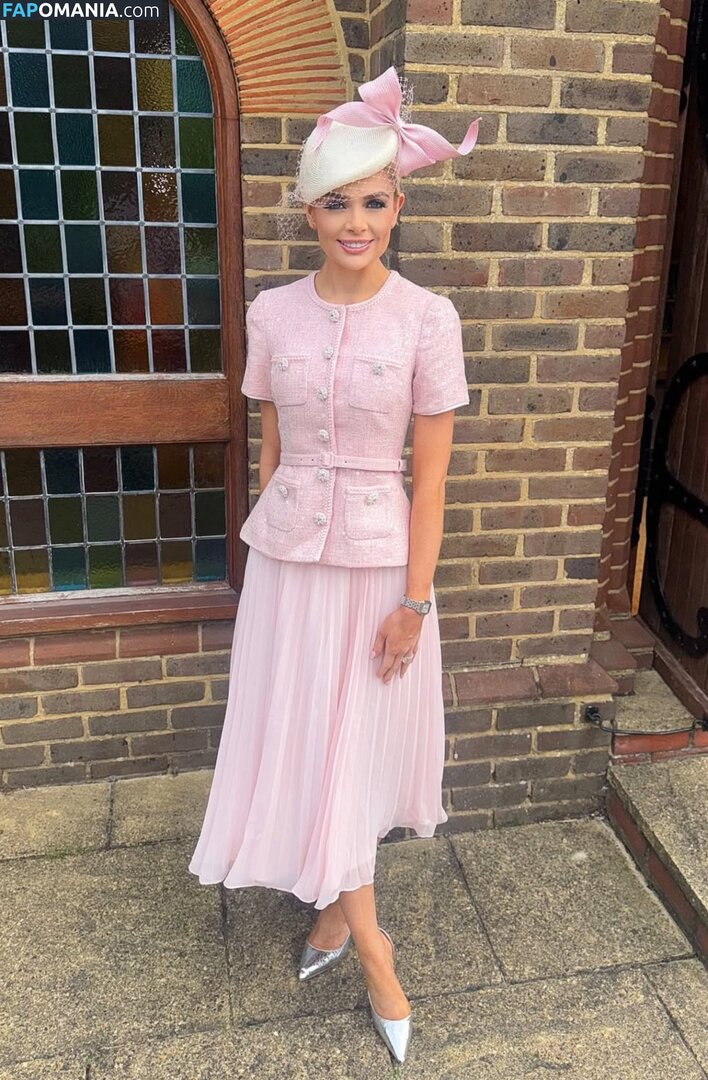 Ellie Costello / elliecostellotv Nude OnlyFans  Leaked Photo #9