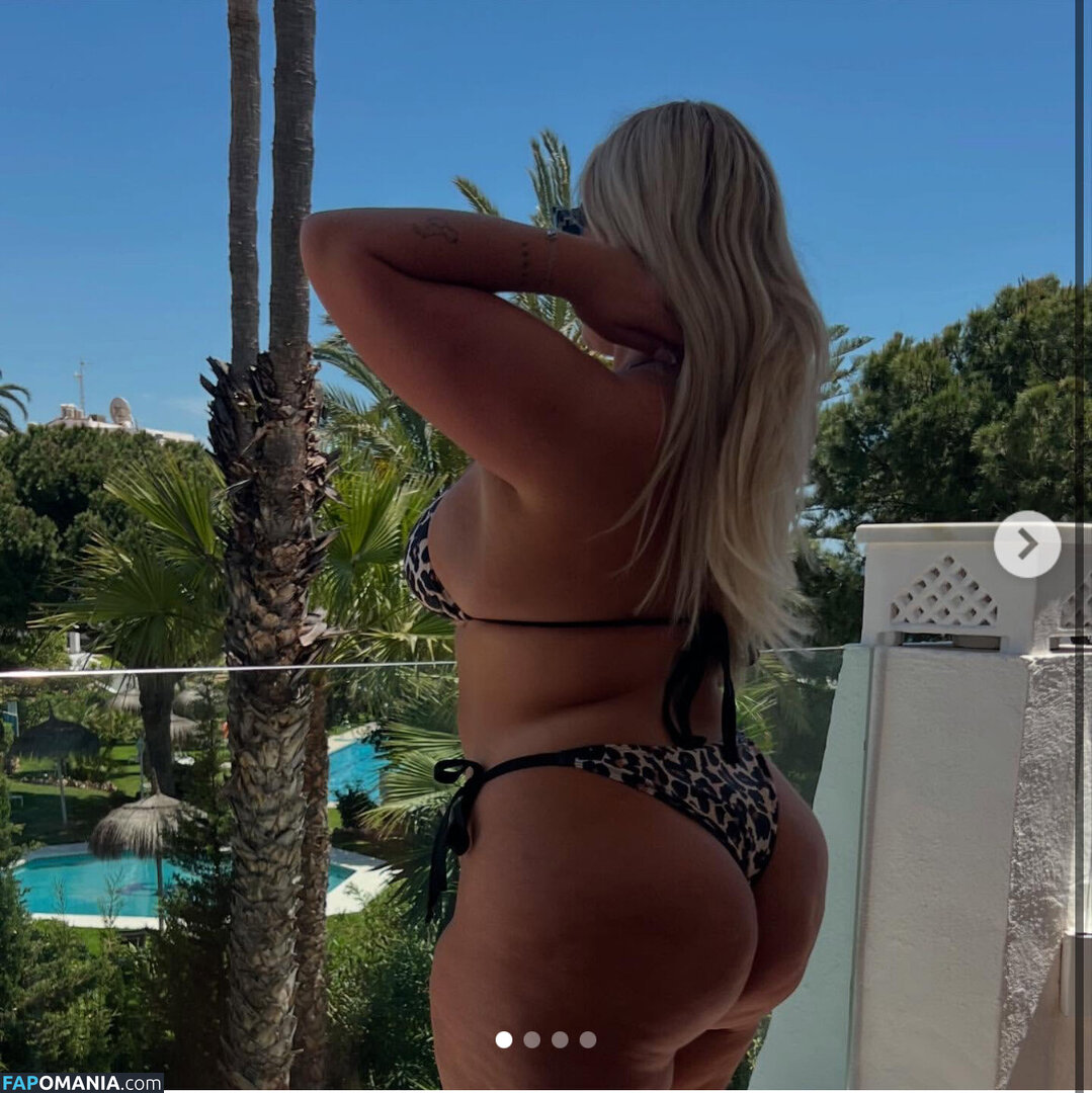 Ellie Robinson / elliee.robinsonn / elsdeex Nude OnlyFans  Leaked Photo #72