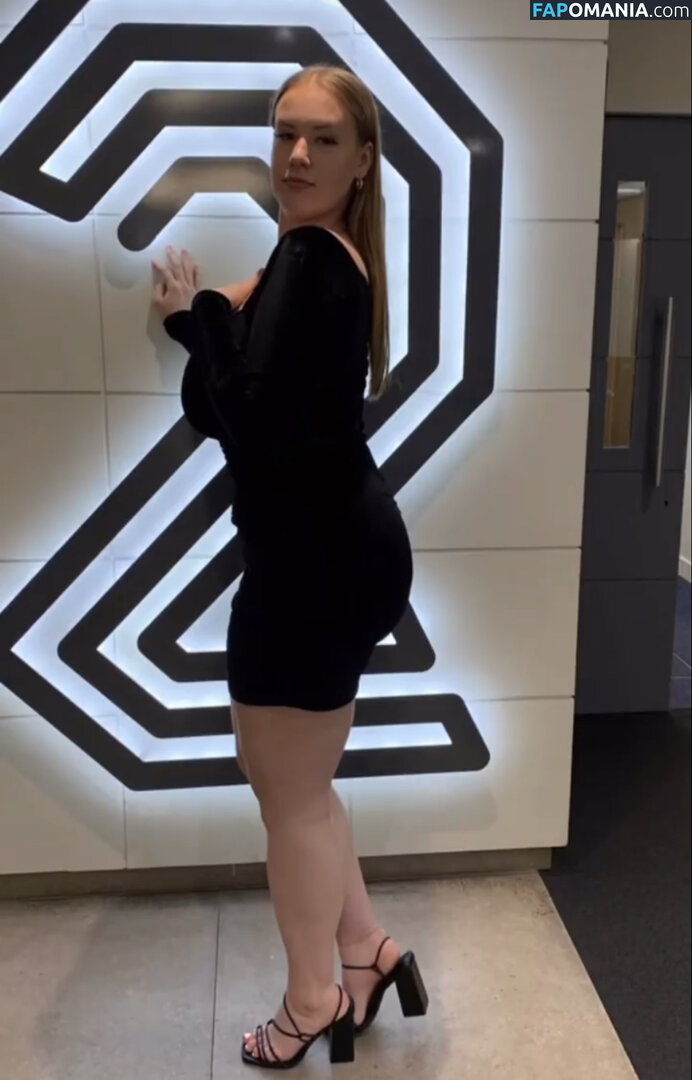 Ellie / ellieleen1 / tigalillie Nude OnlyFans  Leaked Photo #4