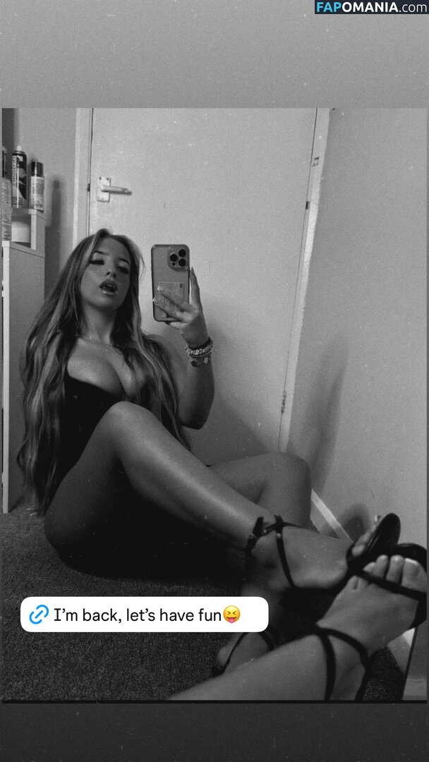 elliemaixo / homeworkhunniez Nude OnlyFans  Leaked Photo #1