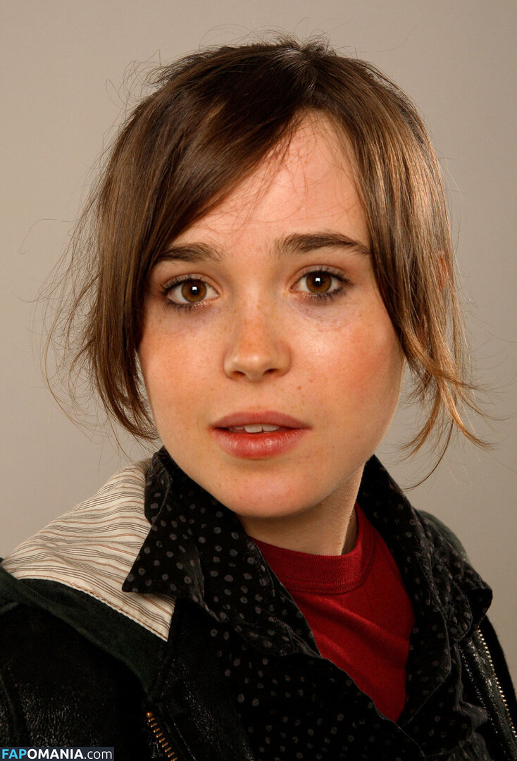 Elliot Page / elliotpage / formerly Ellen Page Nude OnlyFans  Leaked Photo #3