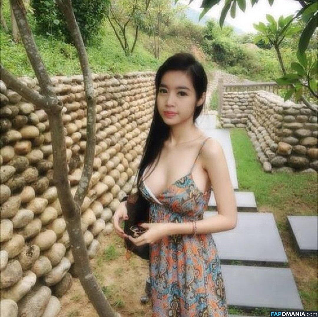 Elly Tran Nude OnlyFans  Leaked Photo #1