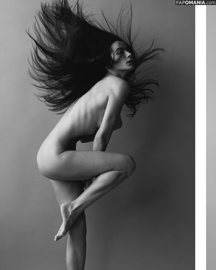 Elvina Garaeva / elyagara Nude OnlyFans  Leaked Photo #1
