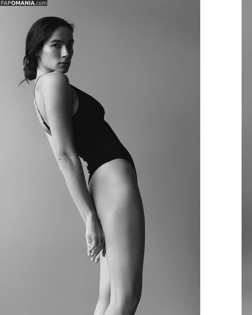 Elvina Garaeva / elyagara Nude OnlyFans  Leaked Photo #2