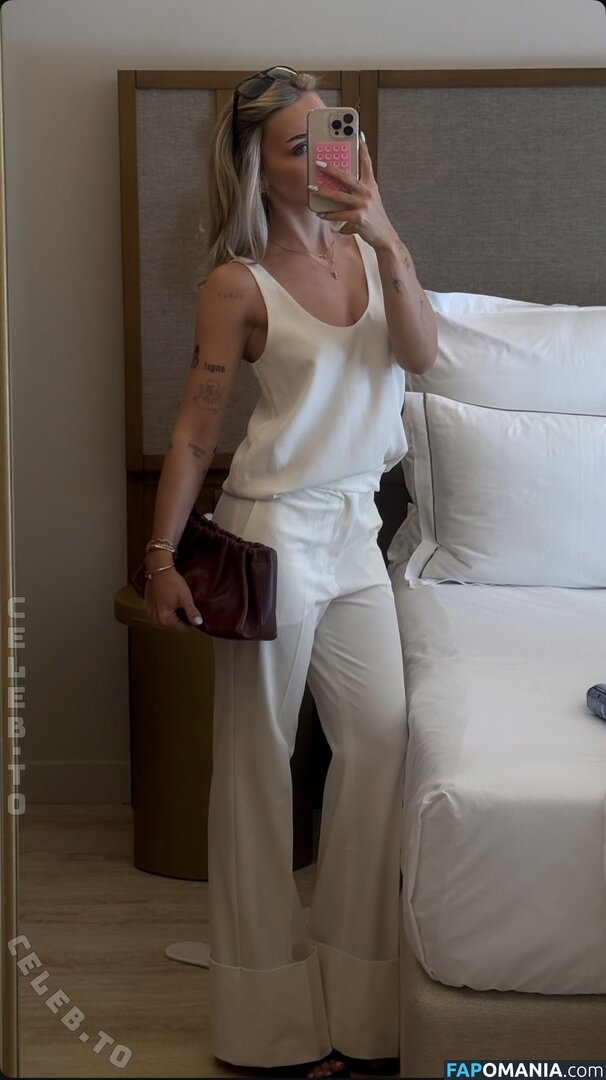 Ema Louise / emalouiise / emaxlouise Nude OnlyFans  Leaked Photo #23