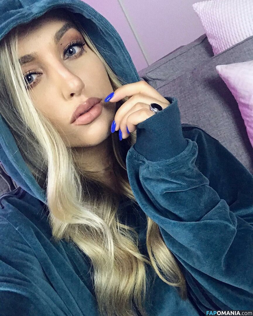 Emerome / emelinasmith Nude OnlyFans  Leaked Photo #42