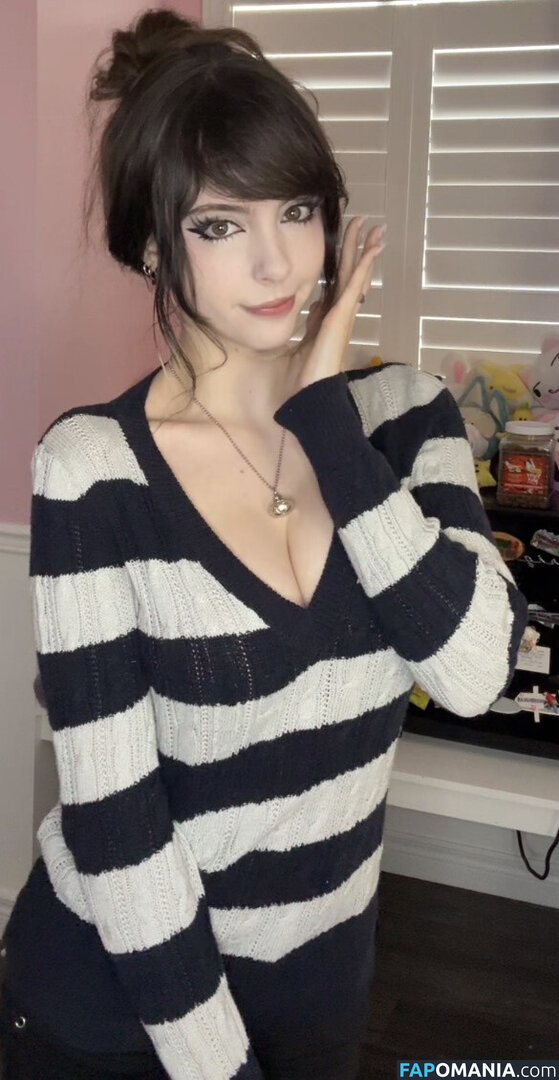 __emiki / em098 / emik28 / emiki / emiki28 / ilovekitties.28 Nude OnlyFans  Leaked Photo #4