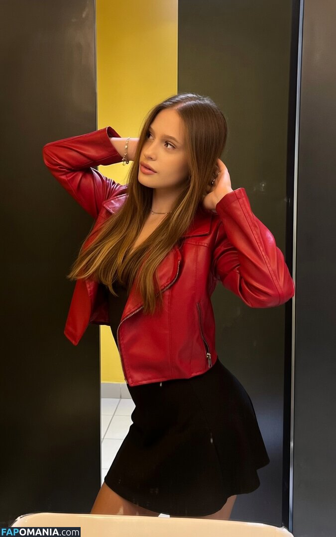 Emilly Campos / _emycampos Nude OnlyFans  Leaked Photo #1