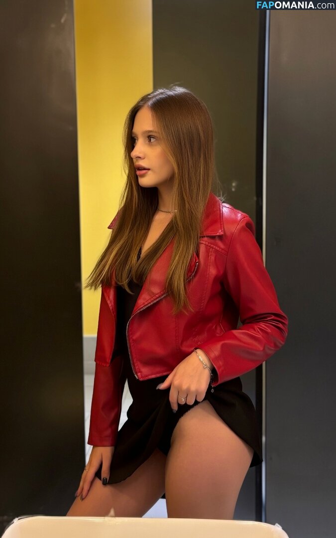 Emilly Campos / _emycampos Nude OnlyFans  Leaked Photo #2