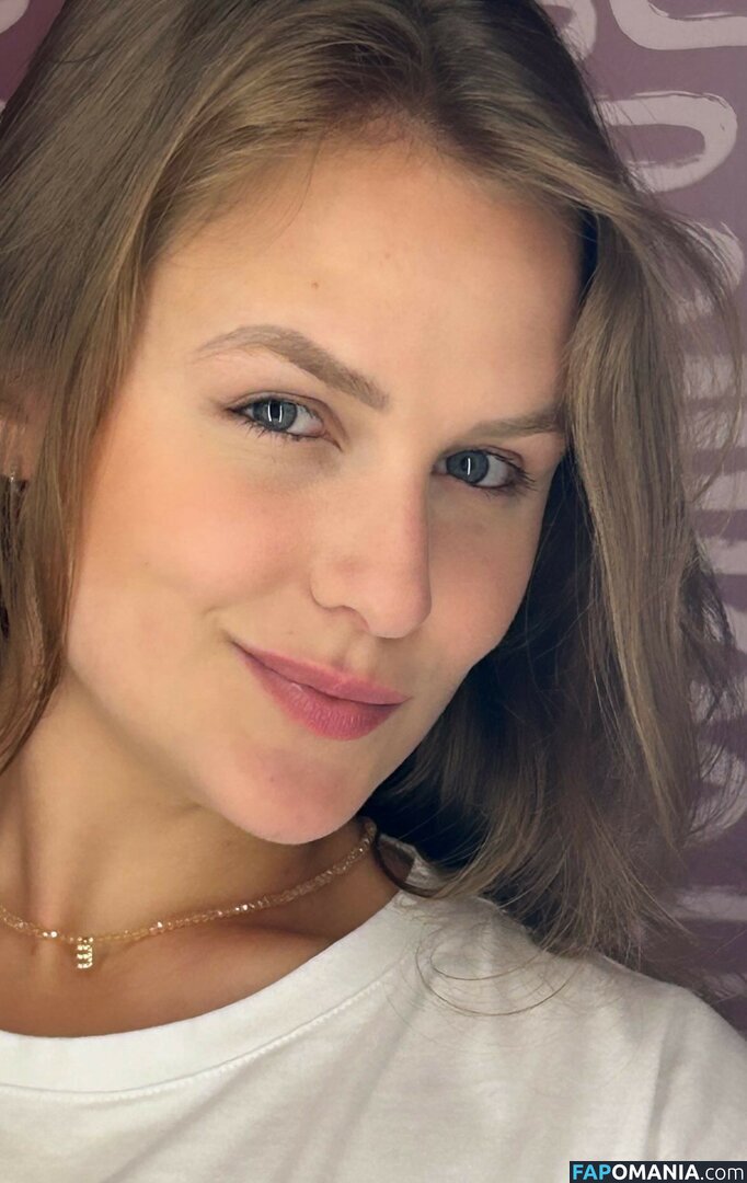 Emilly Schellmann / _emillyschellmann Nude OnlyFans  Leaked Photo #31